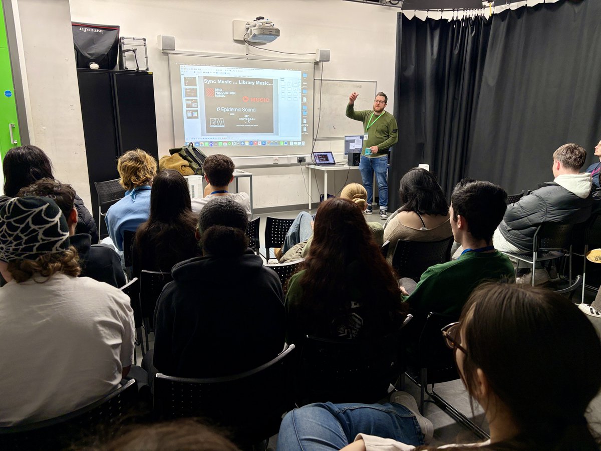 Kingston College tweet media