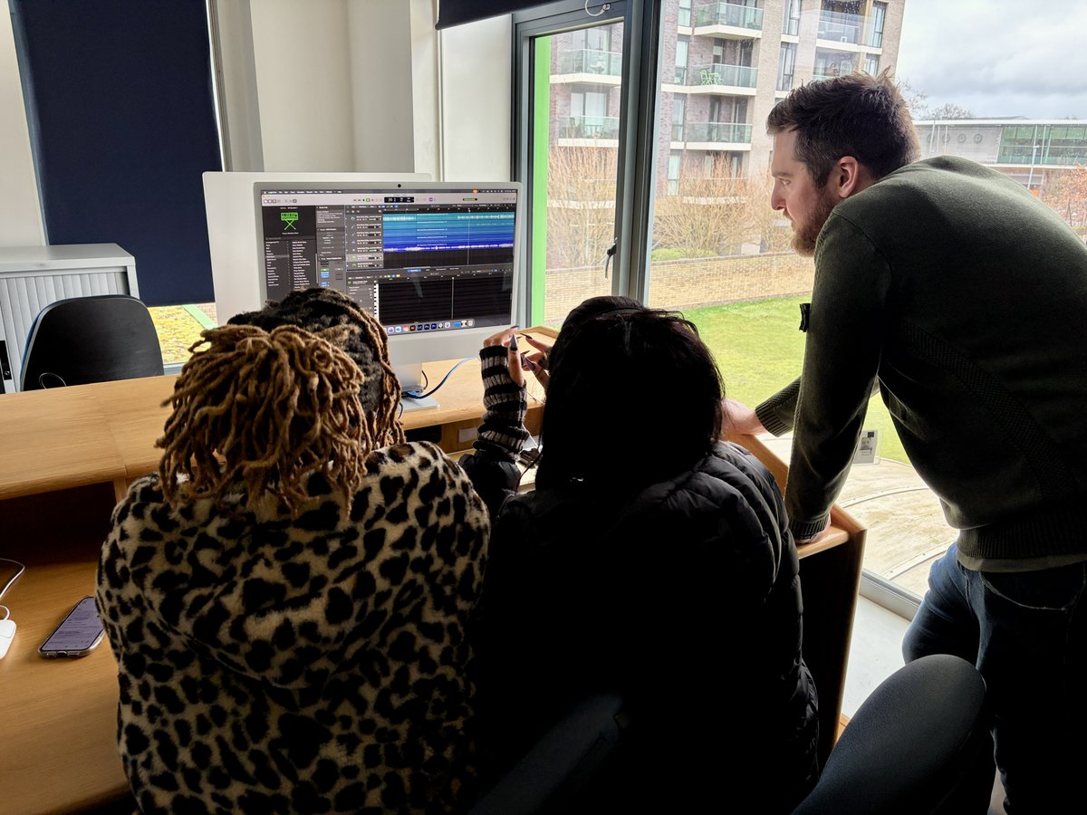 Kingston College tweet media