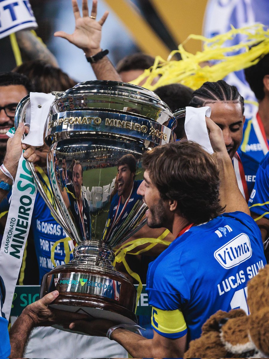 Lucas Silva tweet media