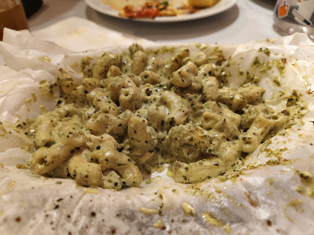 chiyow28's tweet photo. The most tasteless pasta ever https://t.co/xOKJt4nkNv