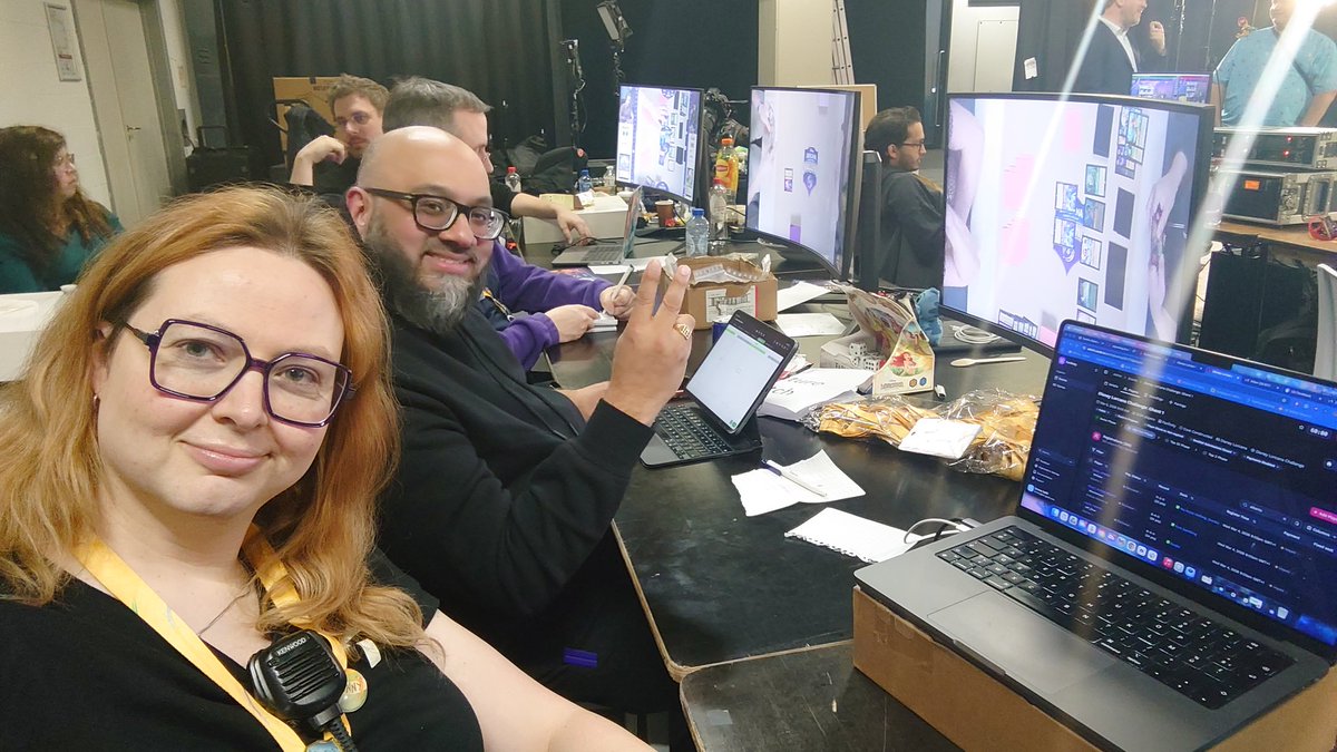 Emma_Saffi tweet media