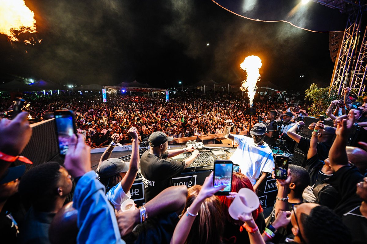 Shimza01 tweet picture