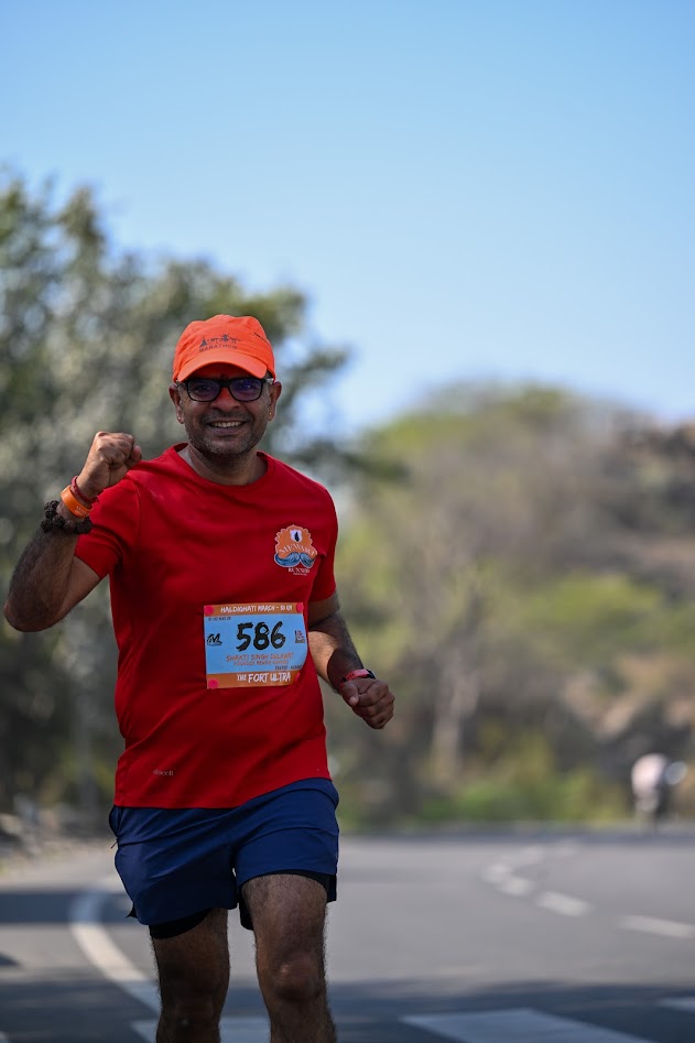 Completed the 50 KM Fort Ultra Run from City Palace, Udaipur to Haldighati in 6h 29m, beating the 8-hour cutoff.
After running the Ladakh Marathon last year, I’ve now qualified for the 72 KM Khardungla Run (18,380 ft) in Ladakh.
#UltraRunning #MewariRunners #OdeToCloud