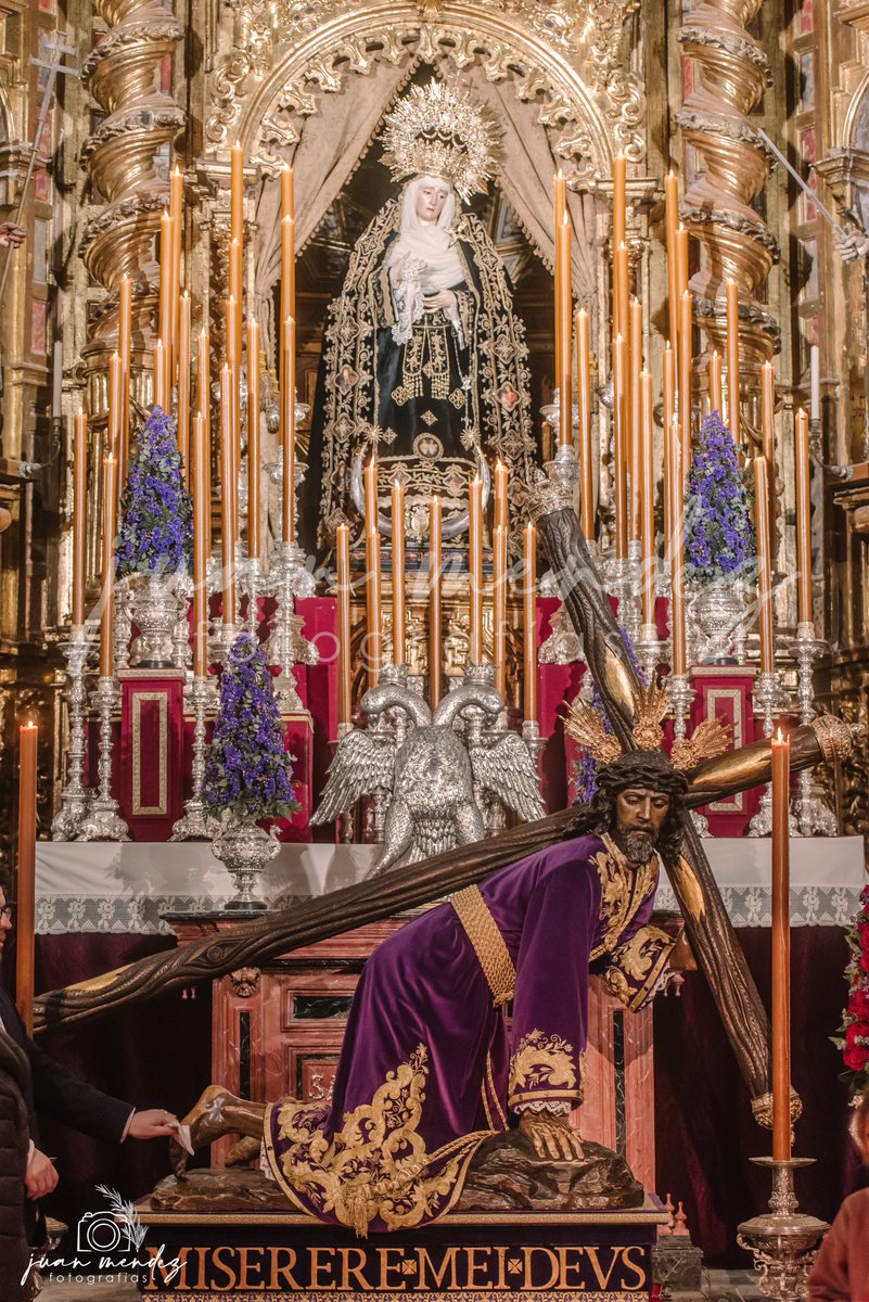 Recuerdospasion's tweet photo. ·DEVOCIÓN· 
Besapiés a Nuestro Padre Jesús de la Salud en sus Tres Caídas @3caidasjerez @GJTresCaidas https://t.co/JsXkYnQ5UR