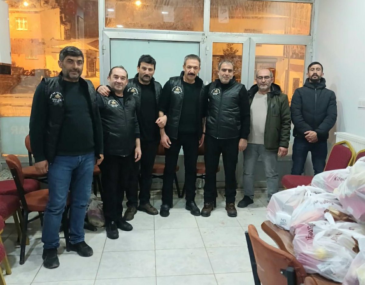 Kur'an Kardeşliği Derneği

"Bizler 19 Yıl'dır Kur'an'ın Etrafında Bir Araya Gelmiş Olan Dostlarız. Allah Yolumuzu Açık, Yoldaşlığımızı Daim Etsin"

(26 Şubat 2026)