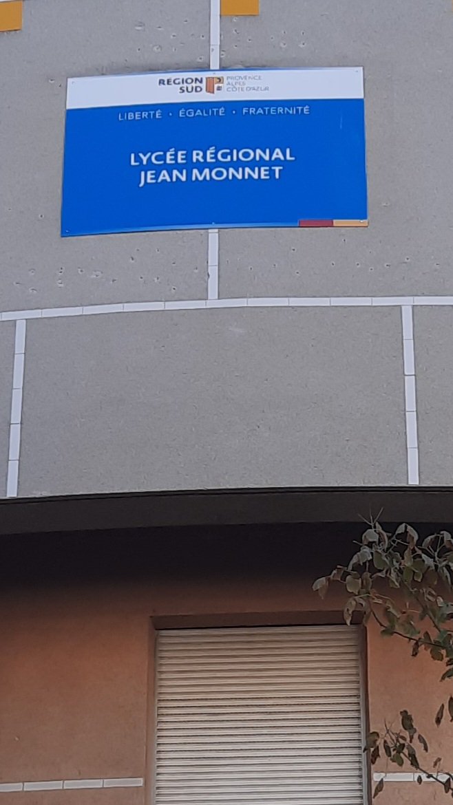 Le Bras Angèle tweet media