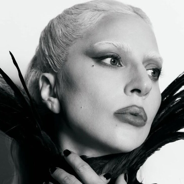 updatecultura's tweet photo. Lady Gaga revela que pretende continuar fazendo música por muitos anos:

“Eu pretendo escrever muito mais músicas. Se eu não puder lotar arenas, acharei um bar e levarei meu piano.” https://t.co/bamwSFLgpF