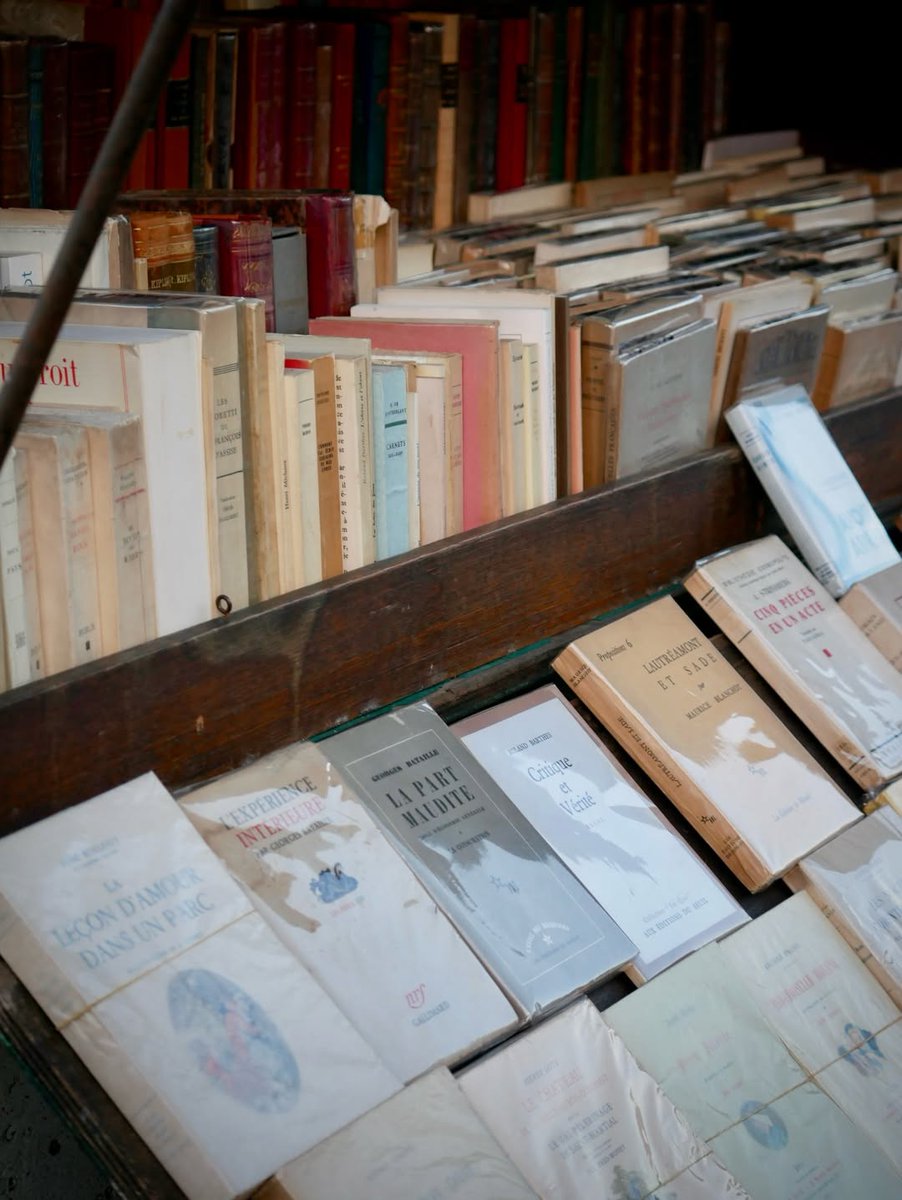Pergament_F's tweet photo. "I was happy not because of any particular book, but because I was surrounded by books."
Marcel Proust https://t.co/sJXn5nrK6D