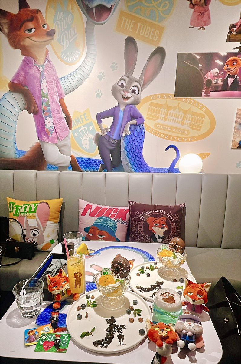 ny01131's tweet photo. ズートピア2カフェ楽しすぎた🦊🐰💕 https://t.co/8ltlm7FiD5