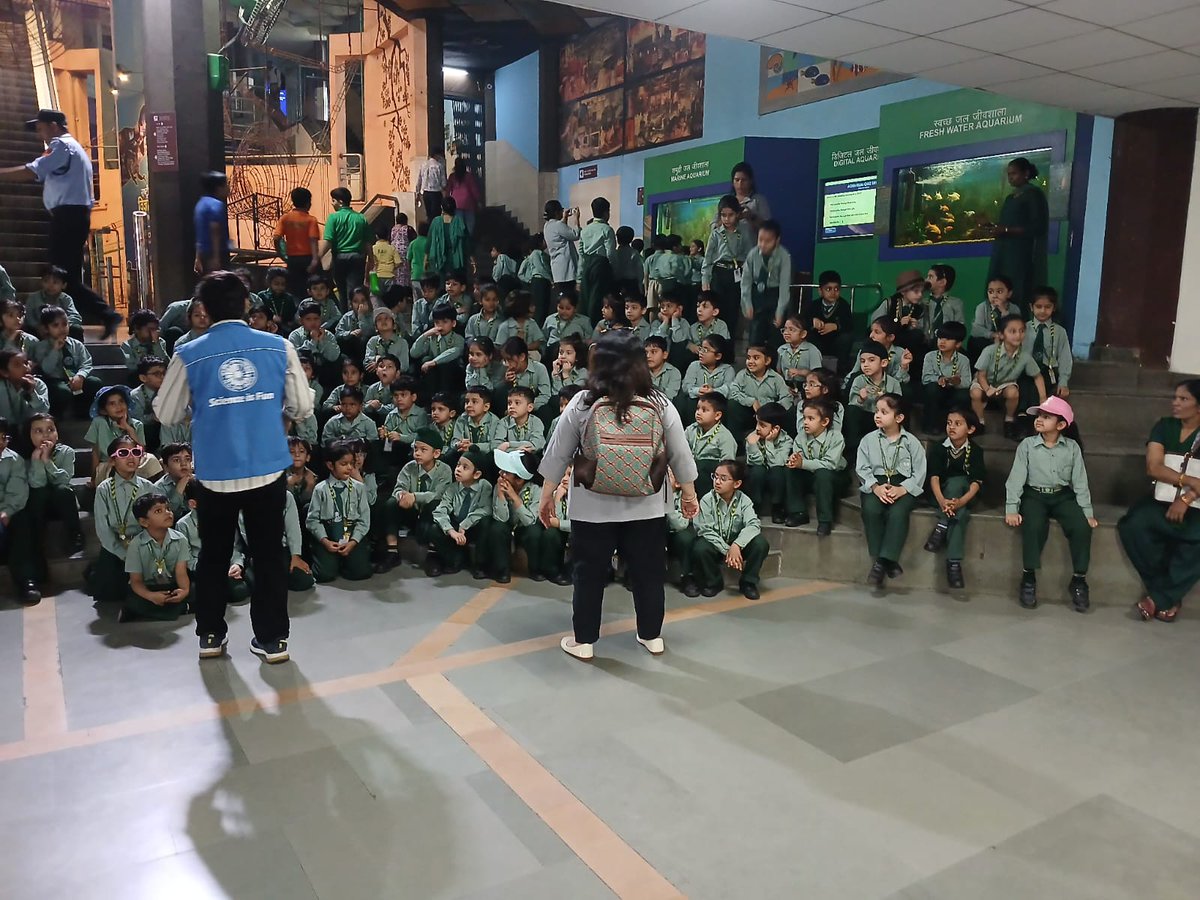 NSC_Delhi's tweet image. Ready to explore, learn, and innovate!🏛️🚀

Students joined us at @nsc_delhi for an interactive briefing session🧠💡
From gallery tours to live science demos, we're igniting the spark of inquiry!
.
#ScienceEducation #StudentBriefing #SKVMandoli #DPSSchoo #LearningThroughFun