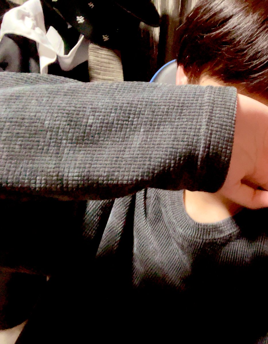 ignus86's tweet photo. 髪を初めて染めて、クズ男みたいになった

男の娘歌い手の可愛い可愛いいぐなすです https://t.co/NwG8ZRdUwp
