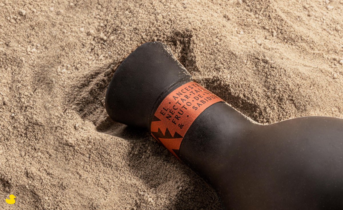 Logo Design Awards tweet media