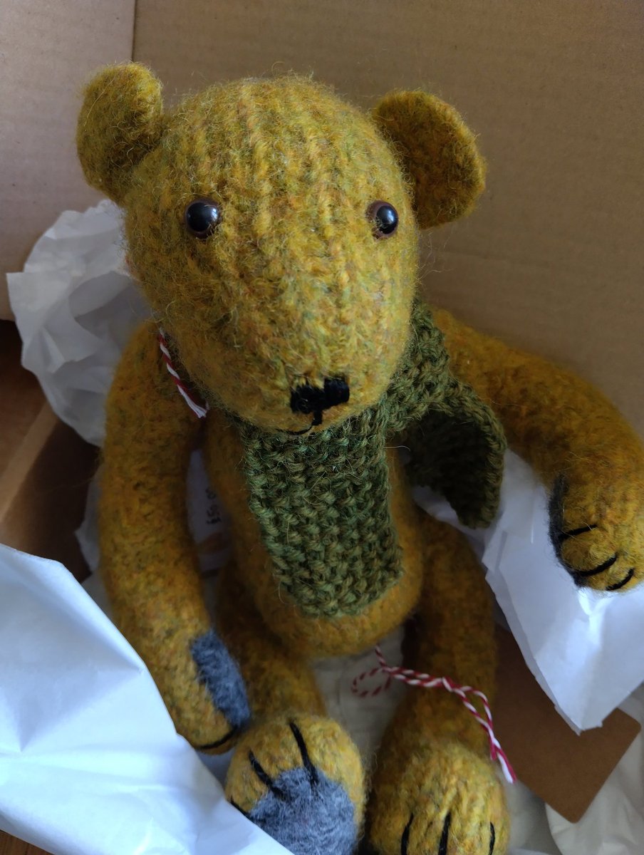 Bearsandthebee tweet media