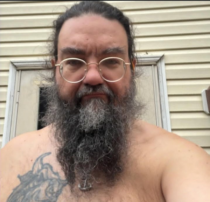 george_hec67160's tweet photo. "This beard has seen more life than most people's entire timeline. Rate it 1-10… be honest, no mercy 🔥🧔 #BeardGang #BeardLife #LongBeard #BeardStyle #FearTheBeard #BeardedMen" https://t.co/YV26KTW3nV