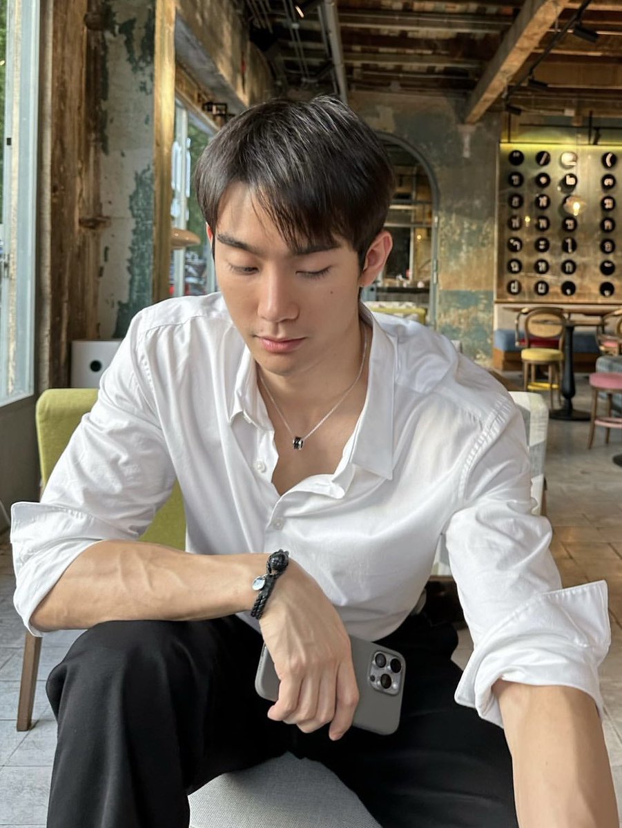 จิรัชเชิ้ตขาวคือแห่งปี 🫠🫠🫠🫠