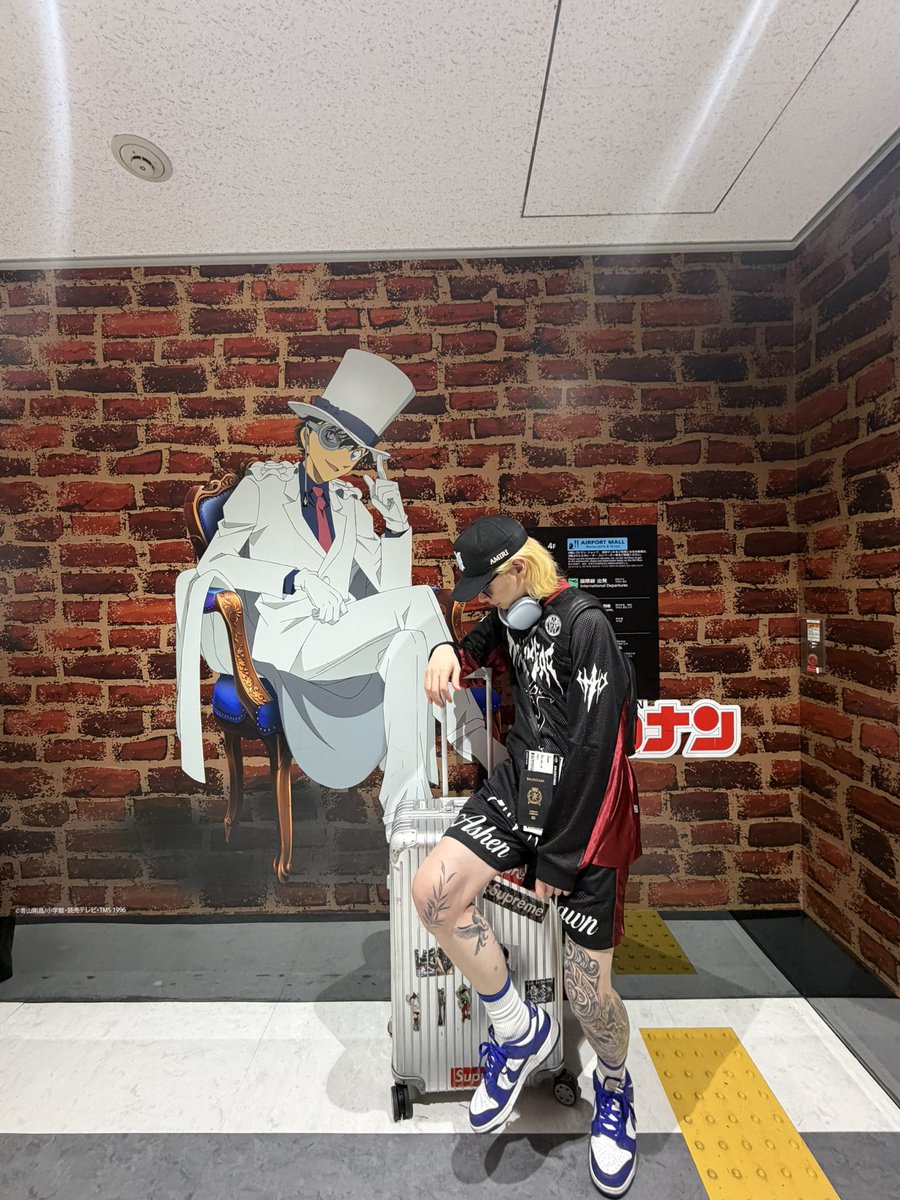 TBS_ALLBLACK's tweet photo. 日本帰ってきてホストアカウント開いたらWBCと歌舞伎町の香ばしい話しか流れてこない、、、

ただいまჱ̒  ｰ̀ ֊ｰ́ ) https://t.co/Ux5qSiiEjo