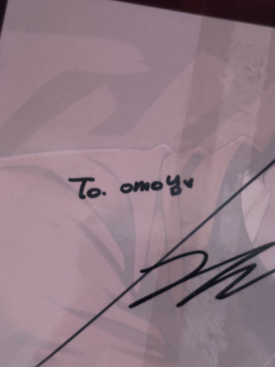 ทุกคน ㅜㅡㅜ  ชื่อชั้นอะ ลายมือพีบีนิม นั่งร้องไห้ ไม่คิดไม่ฝัน