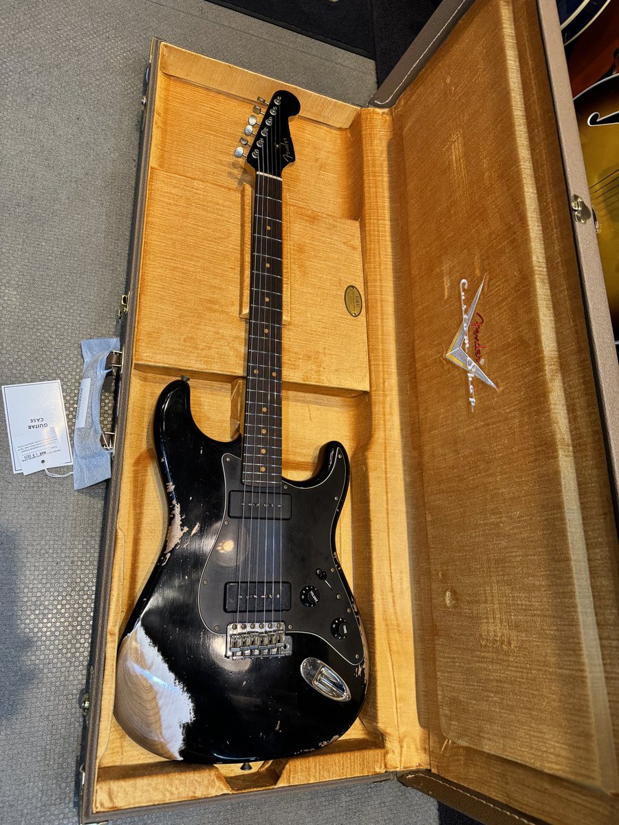 My New Gear.Fender Custom ShopのP-90搭載なSexyなやつ！いや