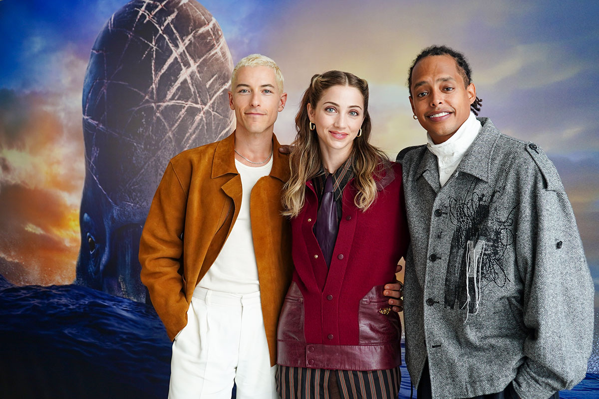 dramanavi's tweet photo. Netflix『ONE PIECE』エミリー・ラッド(ナミ役)、ジェイコブ・ロメロ・ギブソン(ウソップ役)、タズ・スカイラー(サンジ役)にインタビュー
https://t.co/IfWaXjGXdZ

トイレ中もビデオ通話？カメラの外でも仲良し！
原作者・尾田栄一郎との秘話やお気に入りの衣装・シーンなど

#実写ワンピ #ONEPIECE https://t.co/LGNC5YF6bi