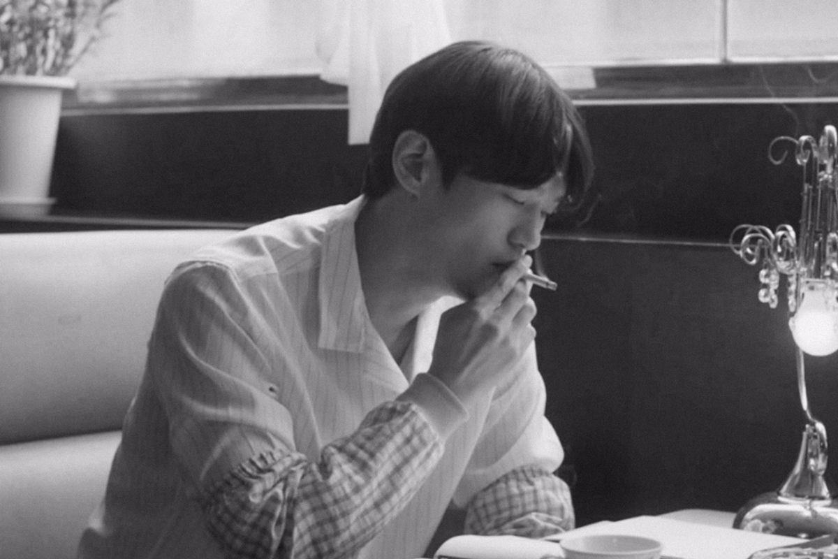 우와 ٩( ᐛ )و
이번주 금요일(13일) 밤 11시30분에 KBS1에서 이름없는다방에서 해준대 ‼️
13일의 금요일을 까칠하고도 여린 철이와 함께