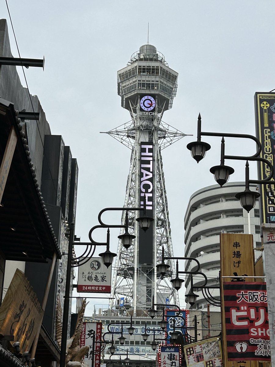 ホーホー大佐 tweet media