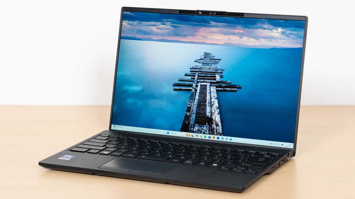 大学生や社会人におすすめのモバイルノートPC、 富士通 FMV WU1-L1を