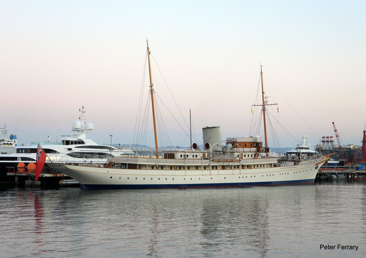 Peter Ferrary tweet media