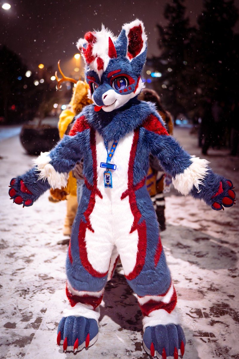 Avro🍁 tweet media