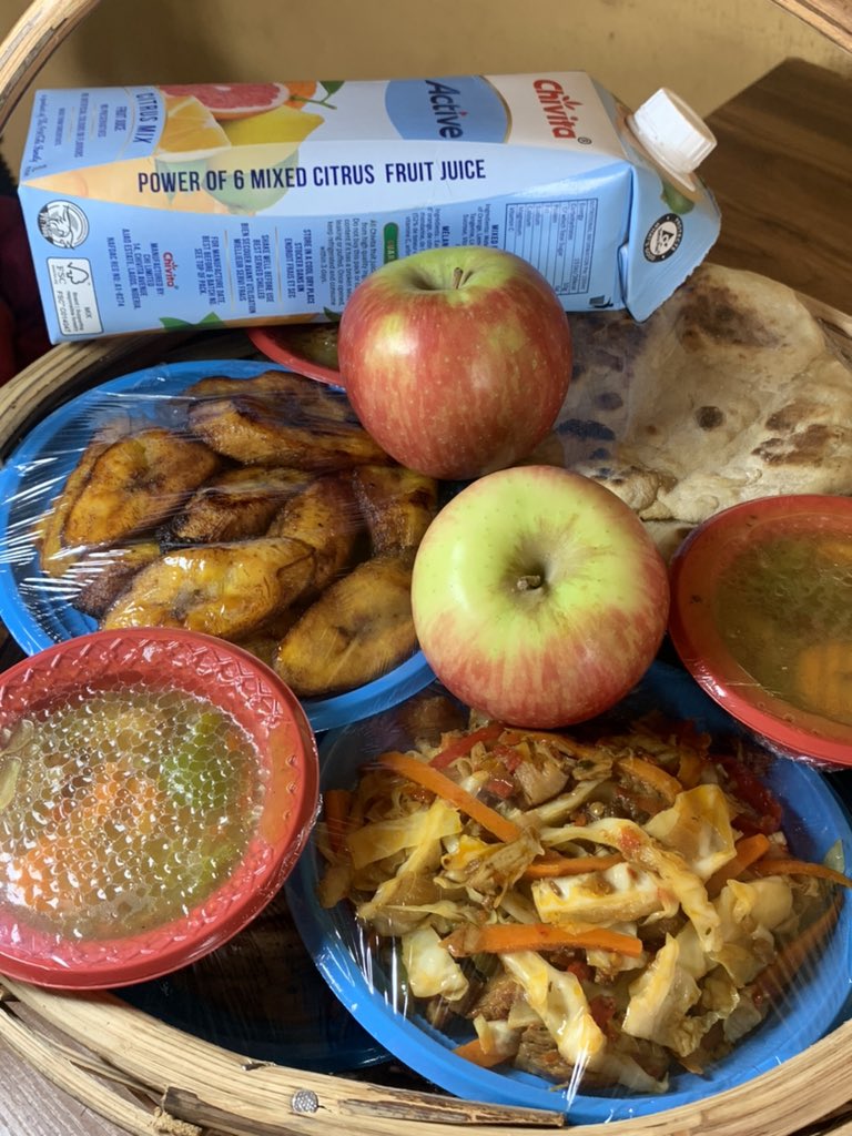 KC_Foodies's tweet photo. Good morning foodlovers😍@InsideOsogbo 

Surprise your friends and families this Ramadan/Lent period with a plate or basket of sumptuous meals from our variety of mouthwatering menus.
Send a dm now for enquires and place your order👇
https://t.co/ufdNmQaINX https://t.co/Ih2JtCUDyZ