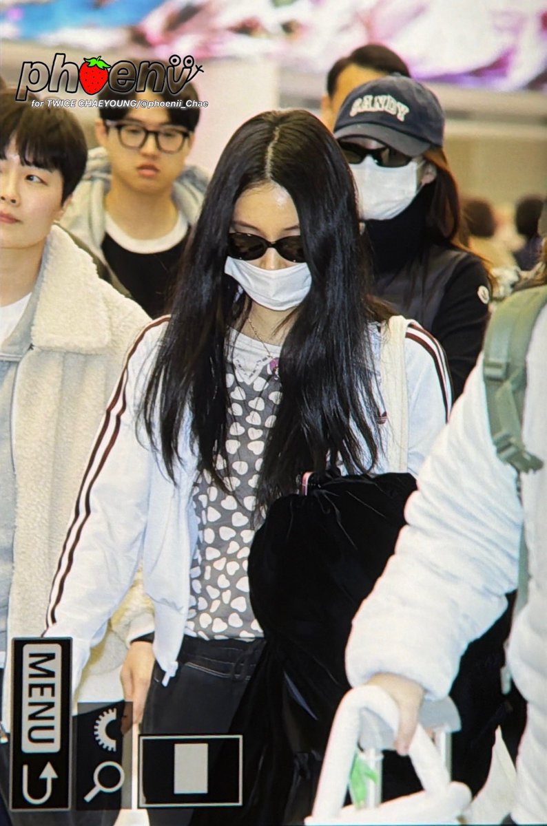 phoenii🐦🔥 tweet media