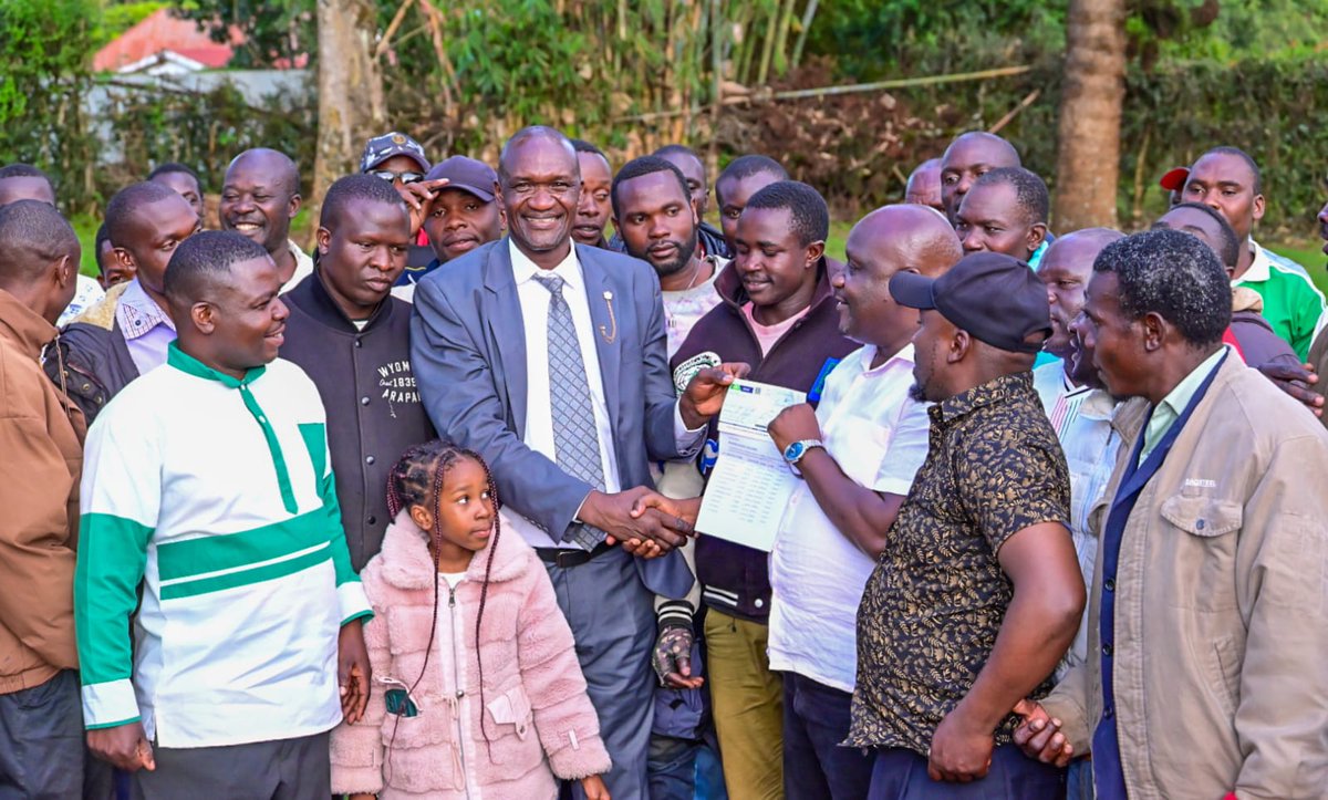 Maurice Kakai Bisau tweet media