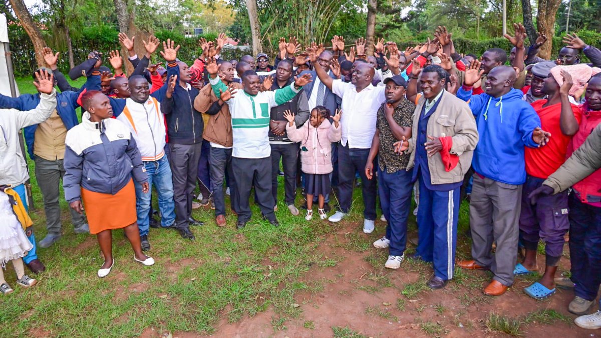 Maurice Kakai Bisau tweet media