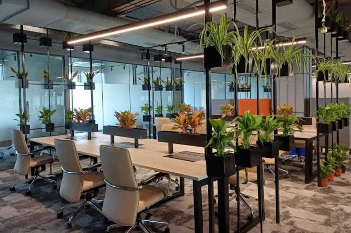 TnInvestment's tweet image. Managed Office space and Coworking provider #UrbanVault expanded its flex space in #Chennai with new centre in #Olympia Teknos in #Guindy

- Urban Vault has leased around 13,000 Sq.ft of Office space in the The Executive Centre

- It already has Flex office spaces in #Perungudi