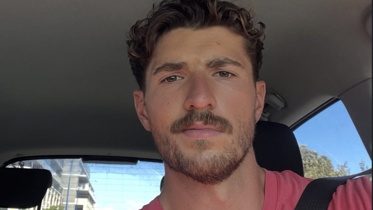 Hot Tradies tweet media