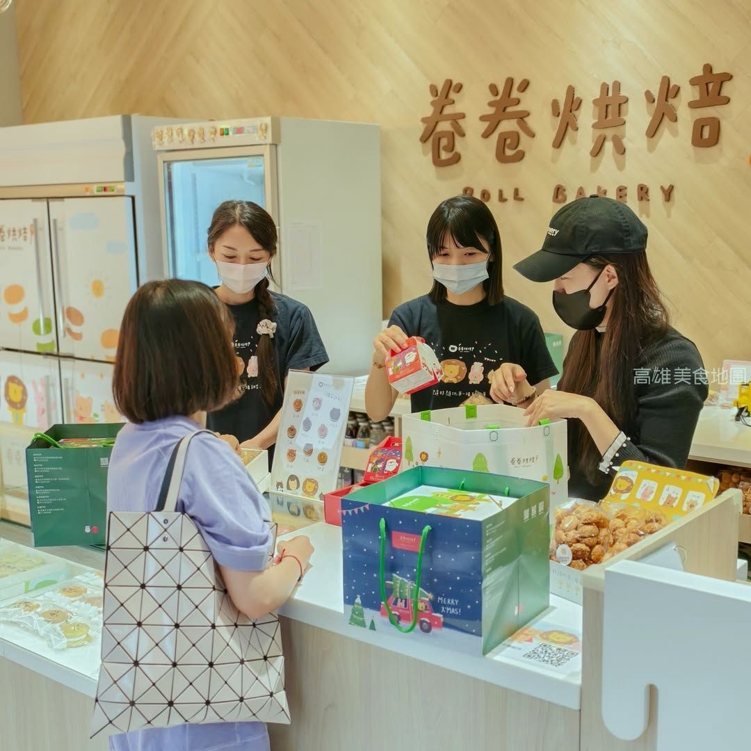 kt_lapshan's tweet photo. Truth of life: nothing a bite of odencan't fix; if one can't, take two。crispy and tempting！😺 https://t.co/TwKmEuQHER