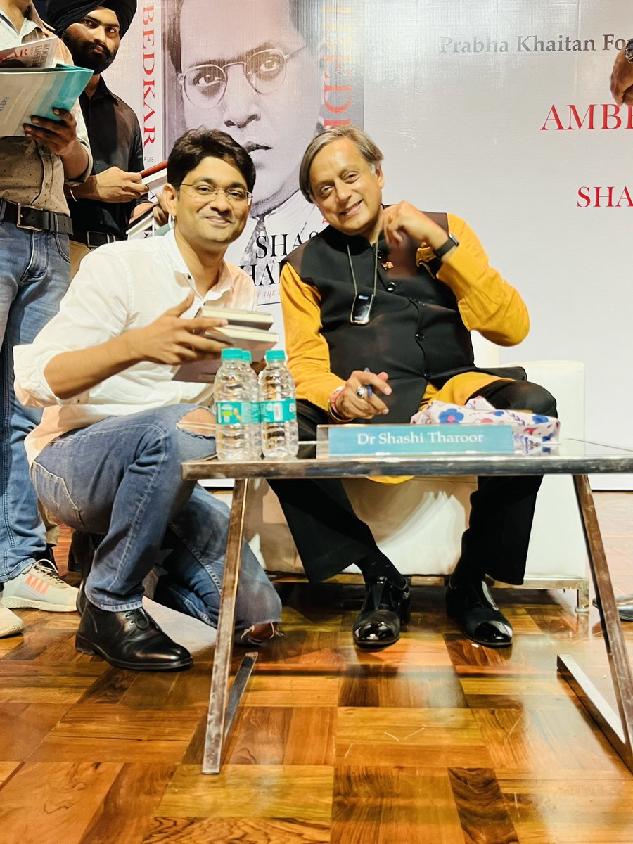 aamirsmm's tweet photo. Wishing you a very Happy Birthday the #Prince_Charms of Indian Politics Dr @ShashiTharoor Sir✨✨✨✨ https://t.co/ahXQZkRcuS