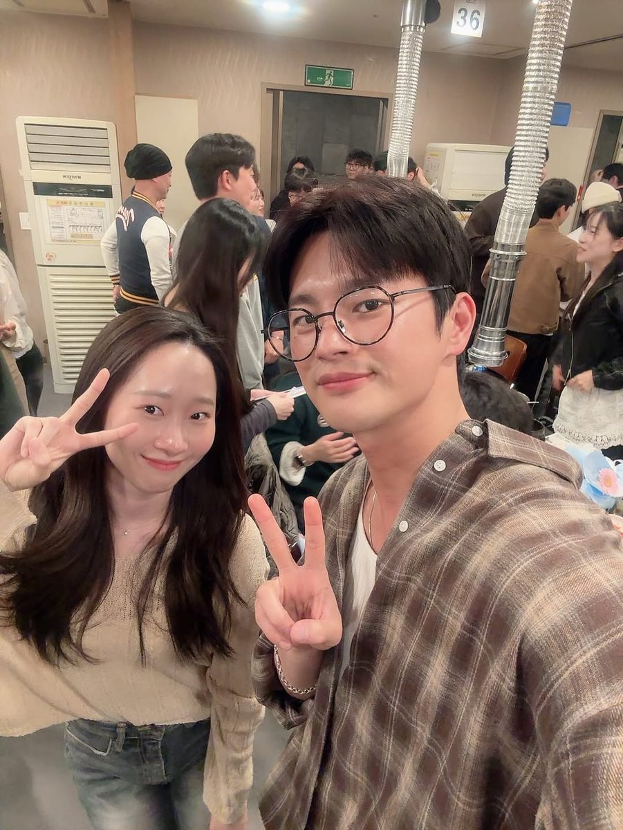 bfriendondemand's tweet photo. [📸] jinijini_lee instagram

“<Boyfriend on Demand> wrap up party🔥 . . .”

#월간남친 #이진 #지수 #서인국 #조한철 #김아영 #박지호 #곽찬우 #BoyfriendOnDemand #LeeJin #Jisoo #SeoInguk #ChoHancheul #KimAhyoung #ParkJiho #KwakChanwoo https://t.co/qZfVFPwFGv
