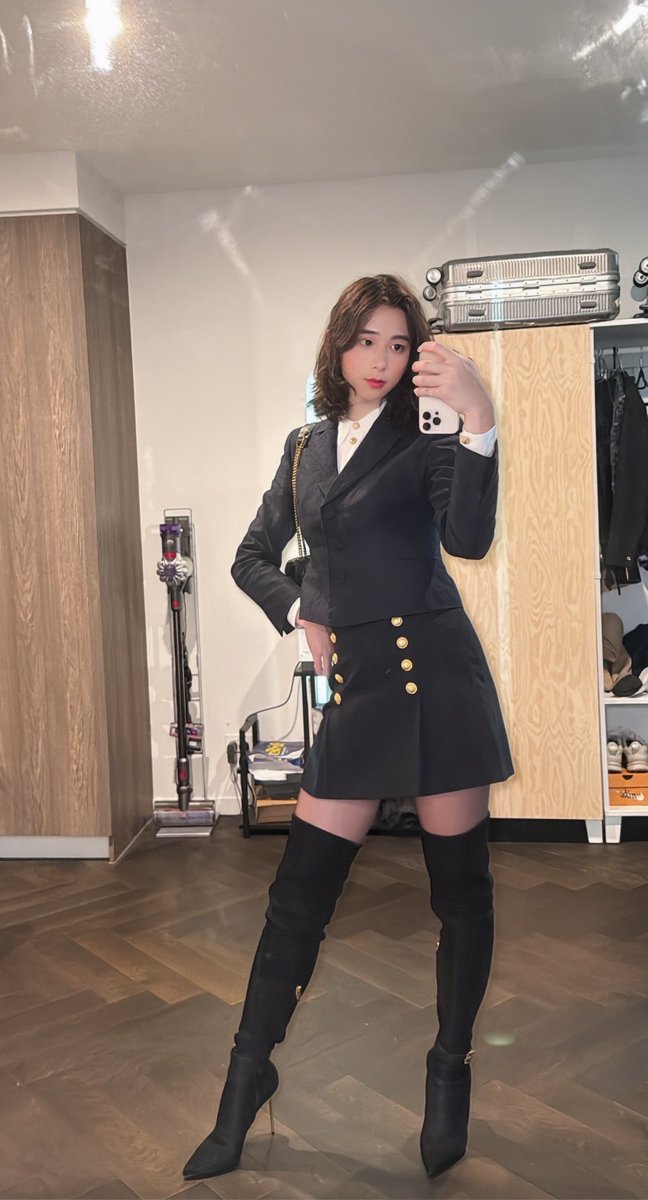 Jennie48 tweet media