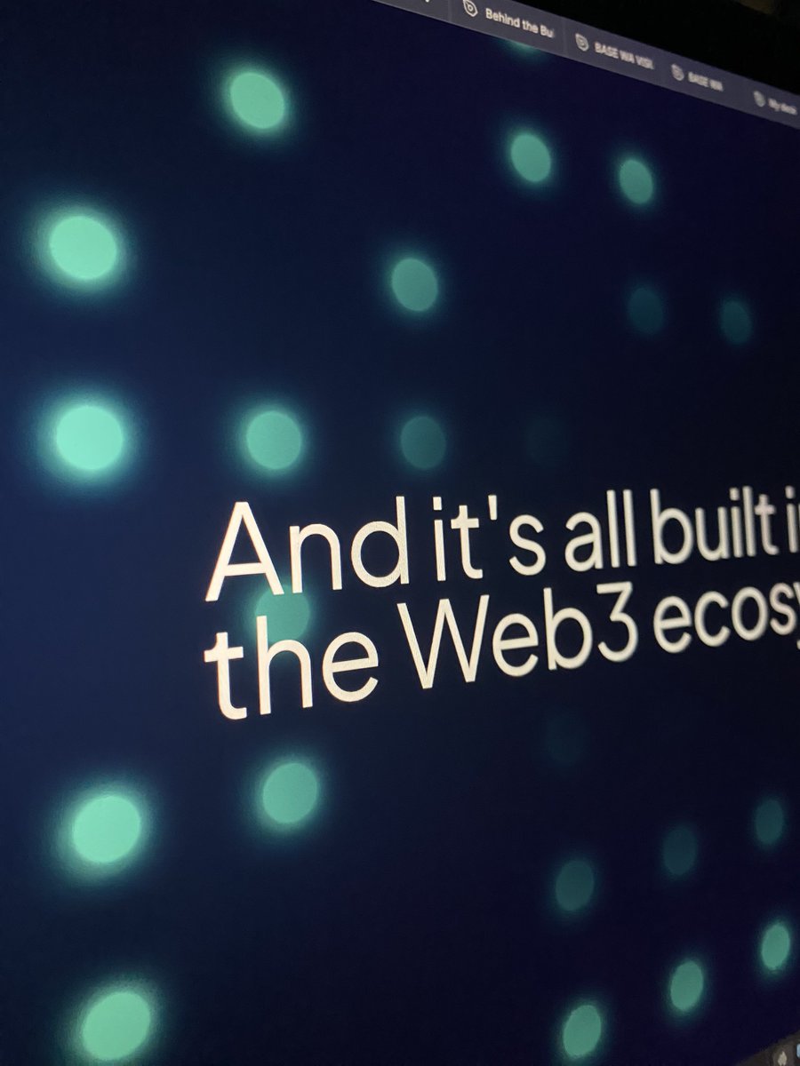 Ede Divine 👨🏿‍💻| Design juggernaut tweet media