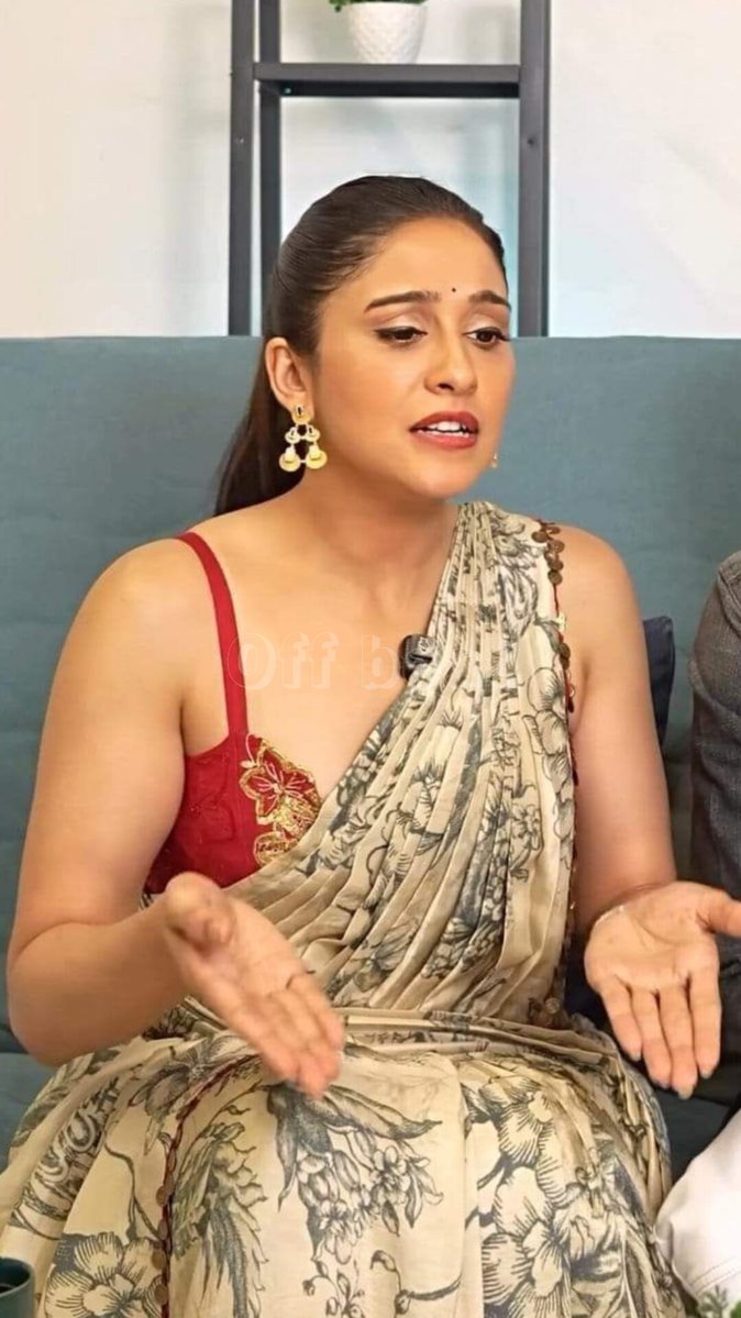 . . . . . . tweet media