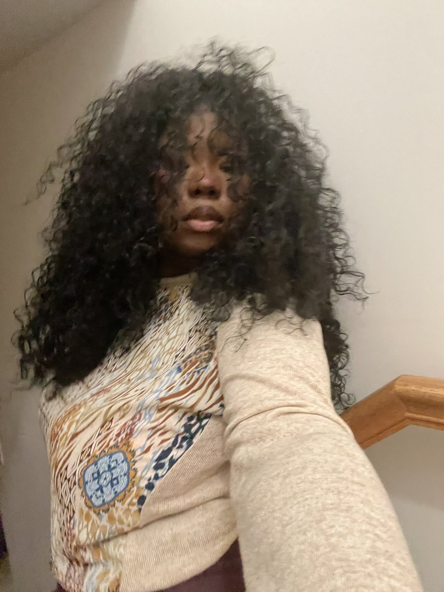 voidbby07's tweet photo. Waddup sexy people https://t.co/0wOr7UdV7n