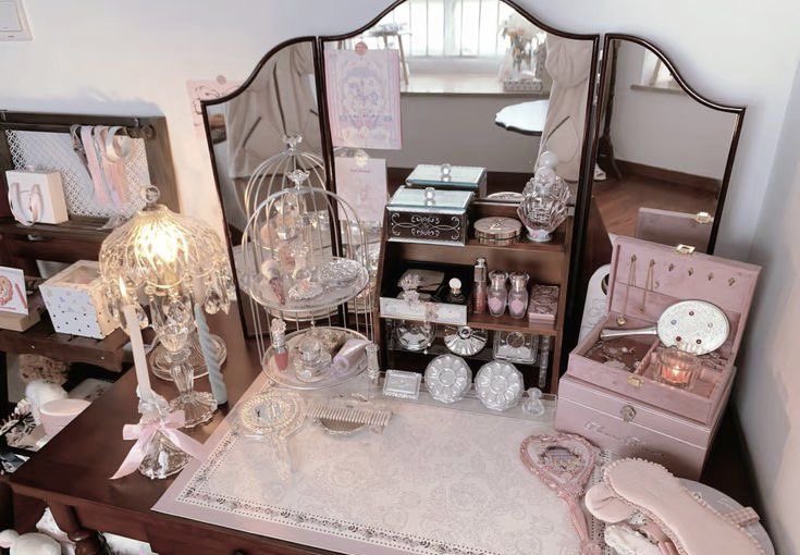 blush and brown are the perfect duo in decor