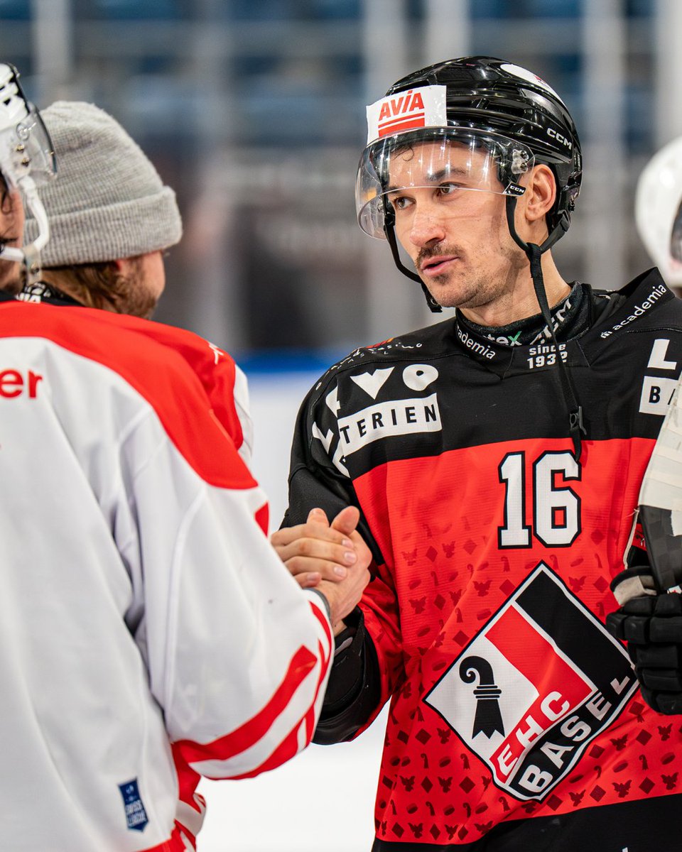 EHC Basel tweet media