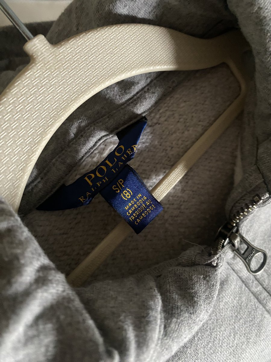 aimcre's tweet photo. ส่งต่อ Polo ralph Lauren ฮู้ดเทาม้ากรม ตน.คราบเหลือง
size : อก 36 ยาว 20
= 300 รวมส่ง
#ส่งต่อpolo #poloralphlaurenthailand #poloralphlaurenth #PoloRalphLauren  #หมวกpolo #ส่งต่อstussy #ส่งต่อessentials #ส่งต่อvgh #ส่งต่อ #โล๊ะตู้เสื้อผ้า #ส่งต่อpoloralphlauren https://t.co/ZjZ9kWV7Lr