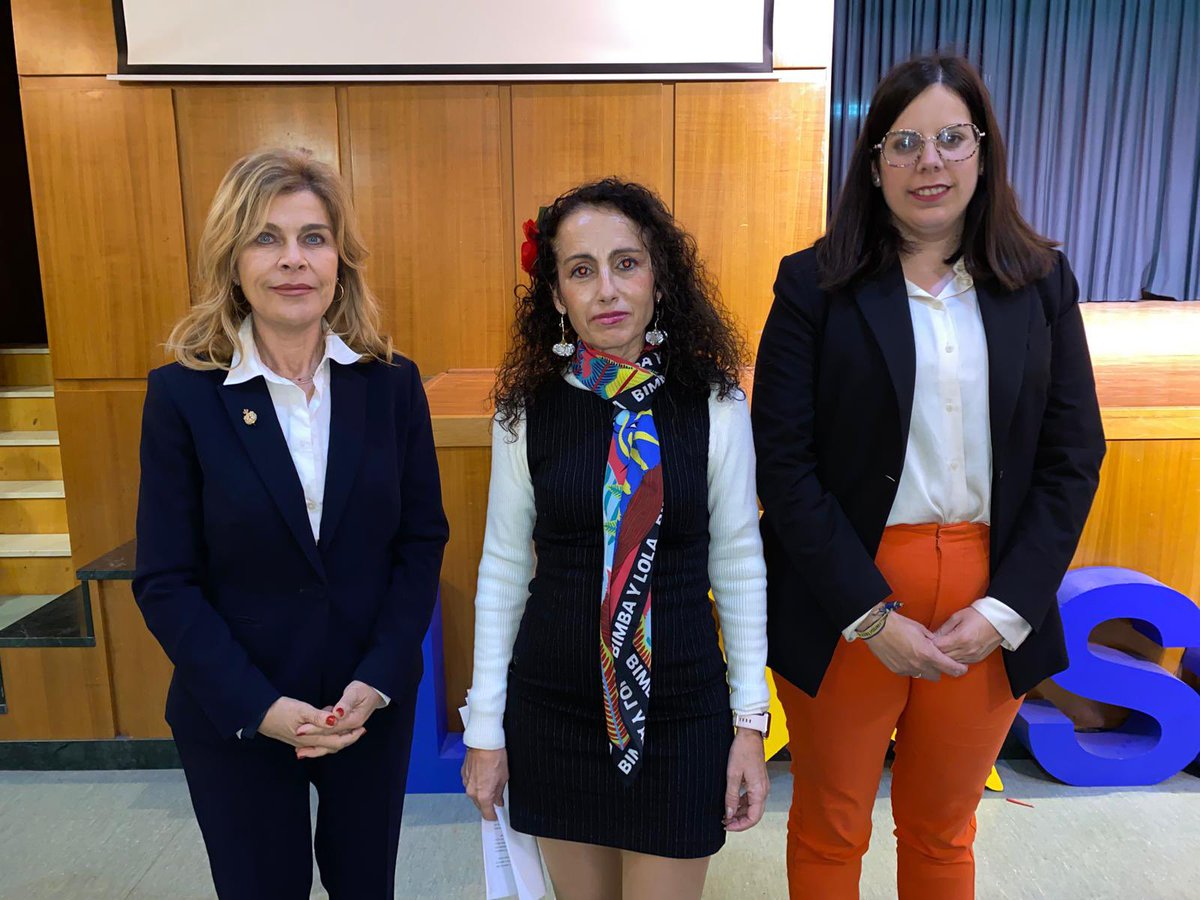 aytoalm's tweet photo. 🌍 Más de 50.000 almerienses conviven con enfermedades poco frecuentes, el 7% de la población.
 
👉 Ayuntamiento, Diputación y Junta arropan a la asociación de familias y afectados del Síndrome de Wolfram en la Gala Solidaria de las Enfermedades Raras. https://t.co/C8vuKVdOtm