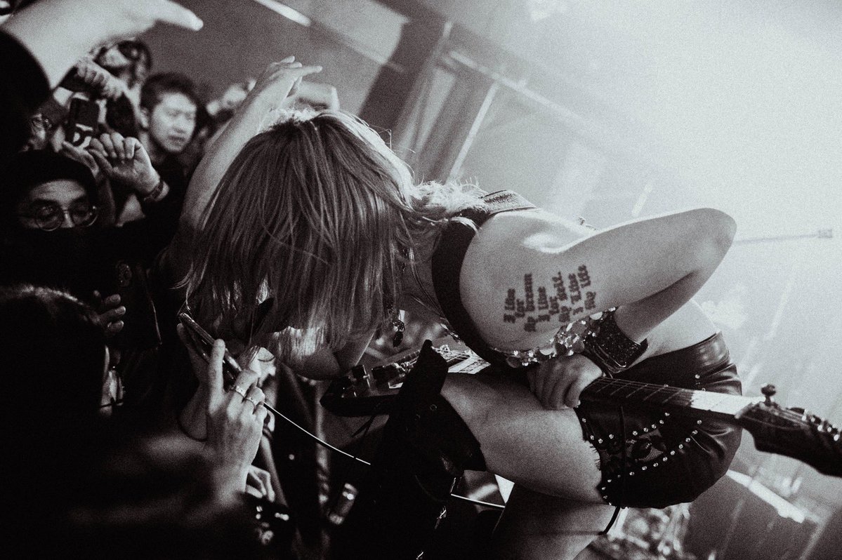 DOLL PARTS tweet media