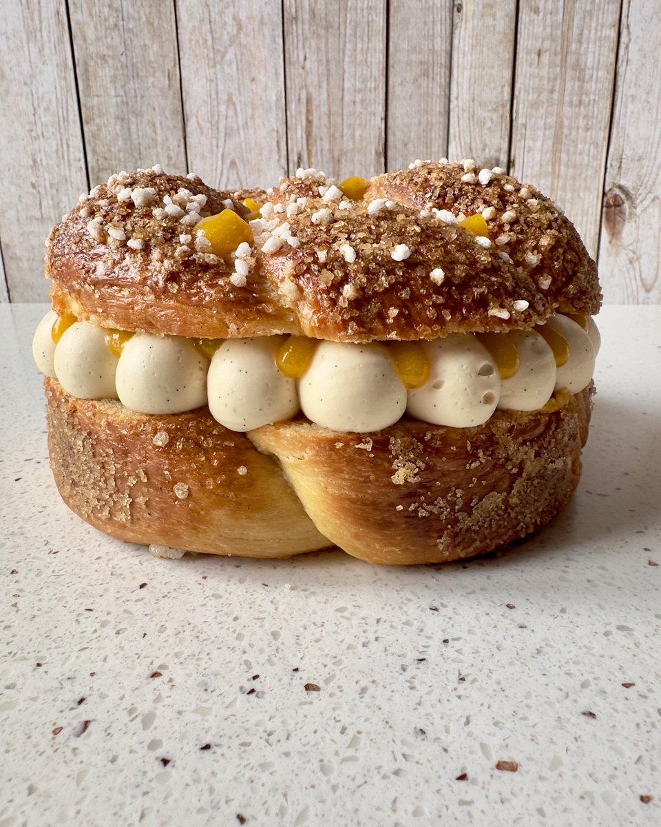 Berlioz.Pastrylover tweet media