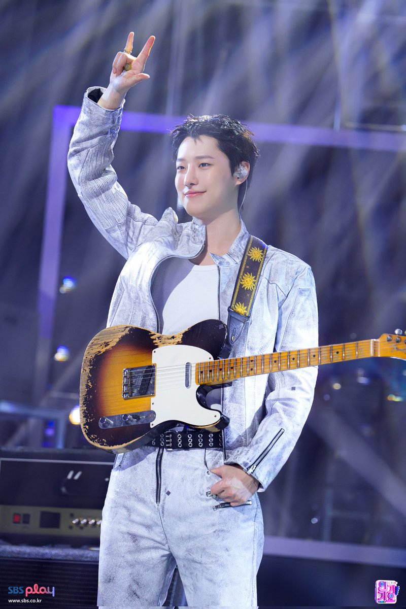 실물이 이거보다 더 쩔었다는게...