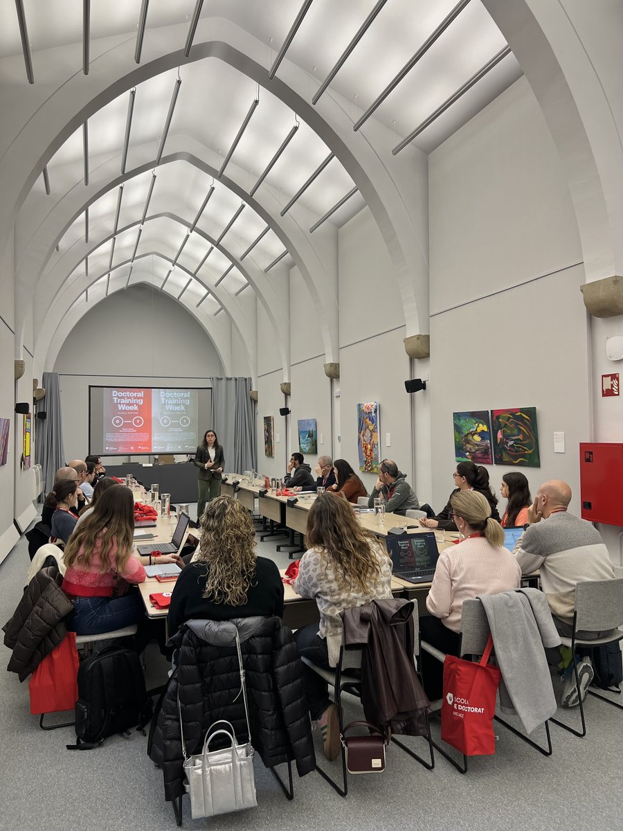 UVic_PhD's tweet photo. Donem el tret de sortida a la Doctoral Training Week 2026 🎓 amb la benvinguda de la directora de l'Escola de Doctorat, la Dra. Marta Otero. 🚀
#DoctoralTrainingWeek #DTW #UVicUCC #EscolaDoctorat https://t.co/Vwi9uHCwym