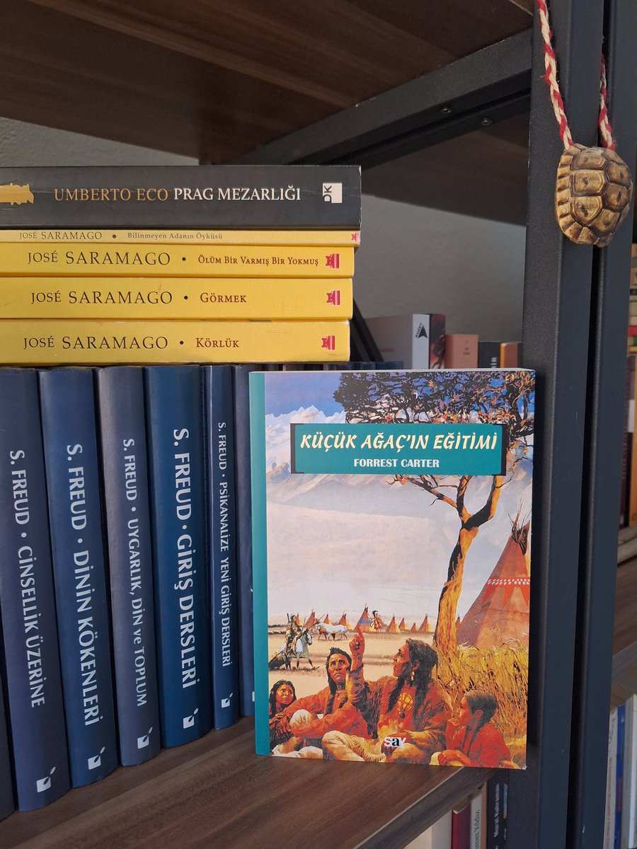 Onurrr6262's tweet photo. Yılın 9. Kitabı..

#forrestcarter #kitapönerisi #kitap 

"Politikacılar..." dedi, "Araştırırsanız tarihteki bütün cinayetlerden onlar sorumludur." https://t.co/Drz8z3t2YJ